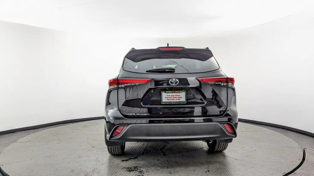 Florida Fine Cars - Used TOYOTA HIGHLANDER 2023 MIAMI L
