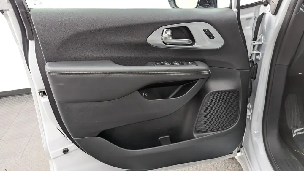 Florida Fine Cars - Used CHRYSLER PACIFICA 2024 MIAMI HYBRID S APPEARANCE PKG