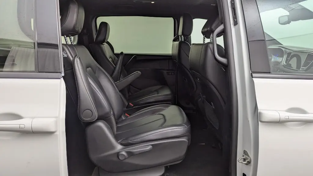 Florida Fine Cars - Used CHRYSLER PACIFICA 2024 MIAMI HYBRID S APPEARANCE PKG