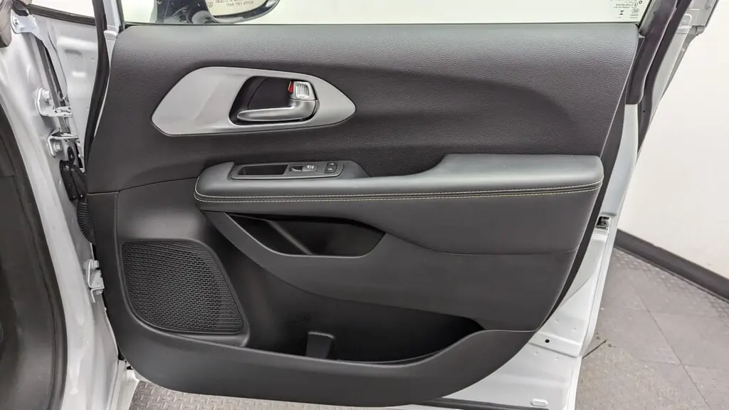 Florida Fine Cars - Used CHRYSLER PACIFICA 2024 MIAMI HYBRID S APPEARANCE PKG