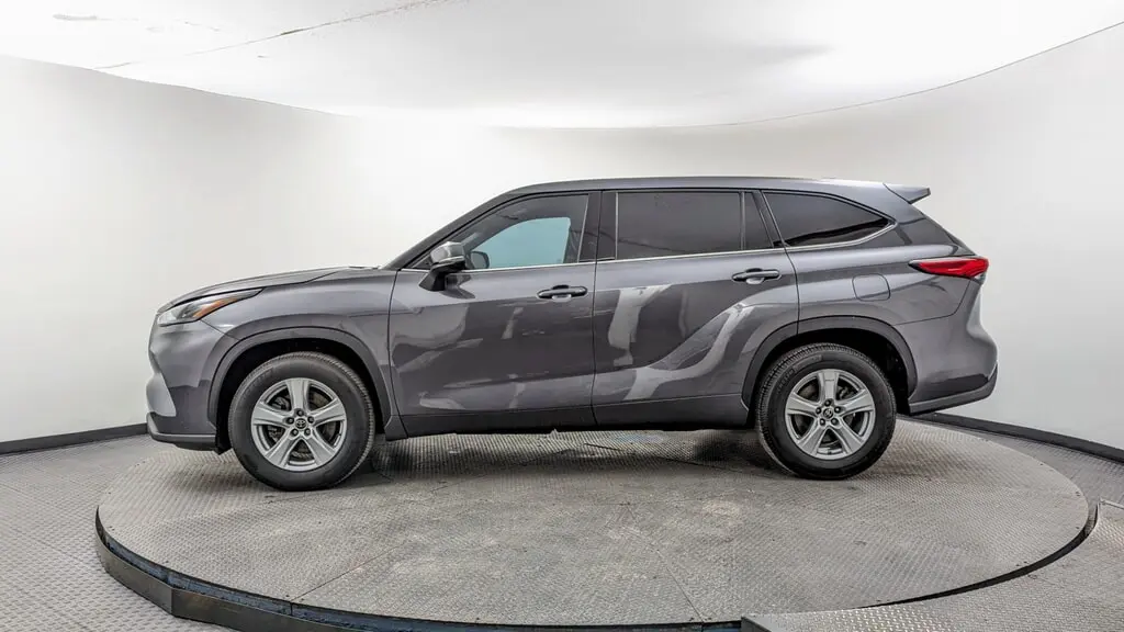 Florida Fine Cars - Used TOYOTA HIGHLANDER 2022 MIAMI LE
