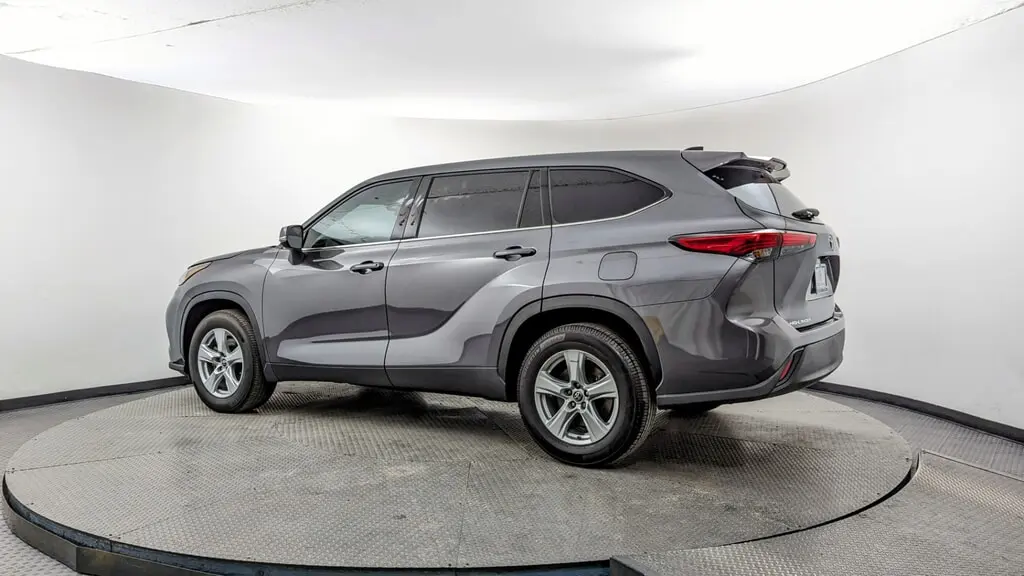 Florida Fine Cars - Used TOYOTA HIGHLANDER 2022 MIAMI LE