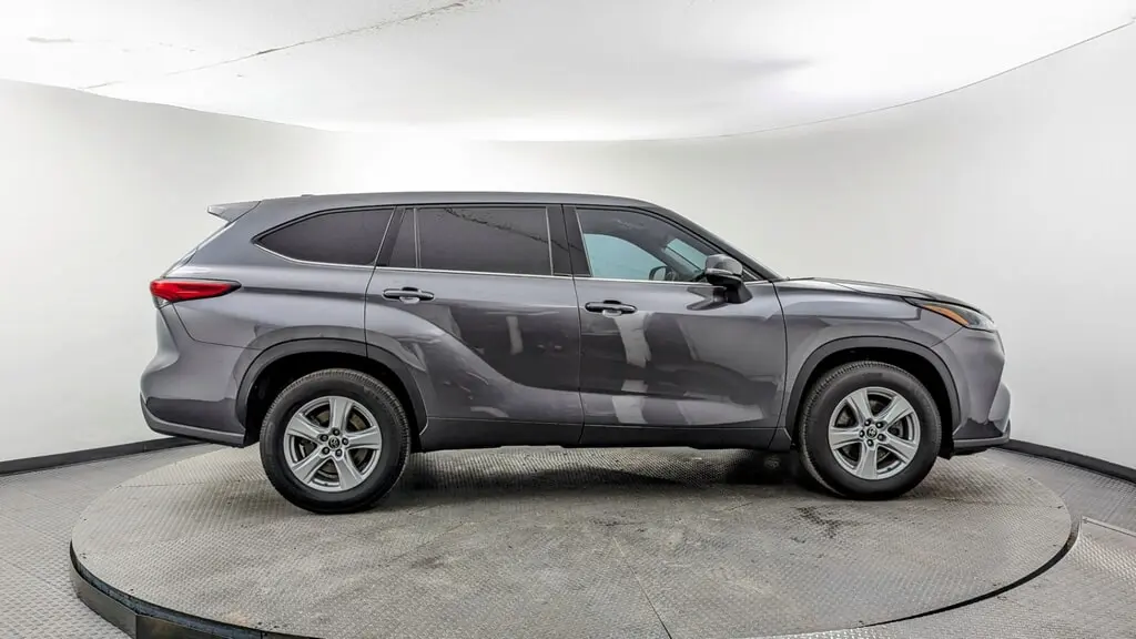 Florida Fine Cars - Used TOYOTA HIGHLANDER 2022 MIAMI LE