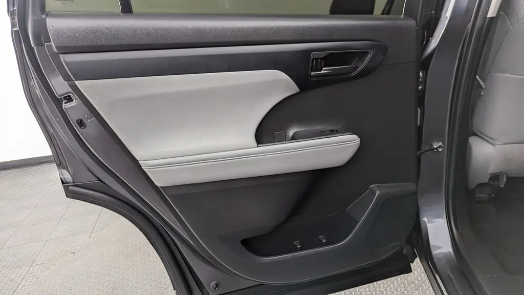Florida Fine Cars - Used TOYOTA HIGHLANDER 2022 MIAMI LE