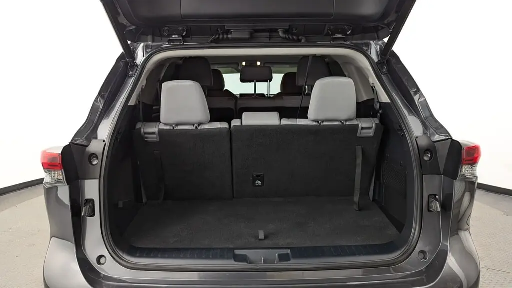Florida Fine Cars - Used TOYOTA HIGHLANDER 2022 MIAMI LE