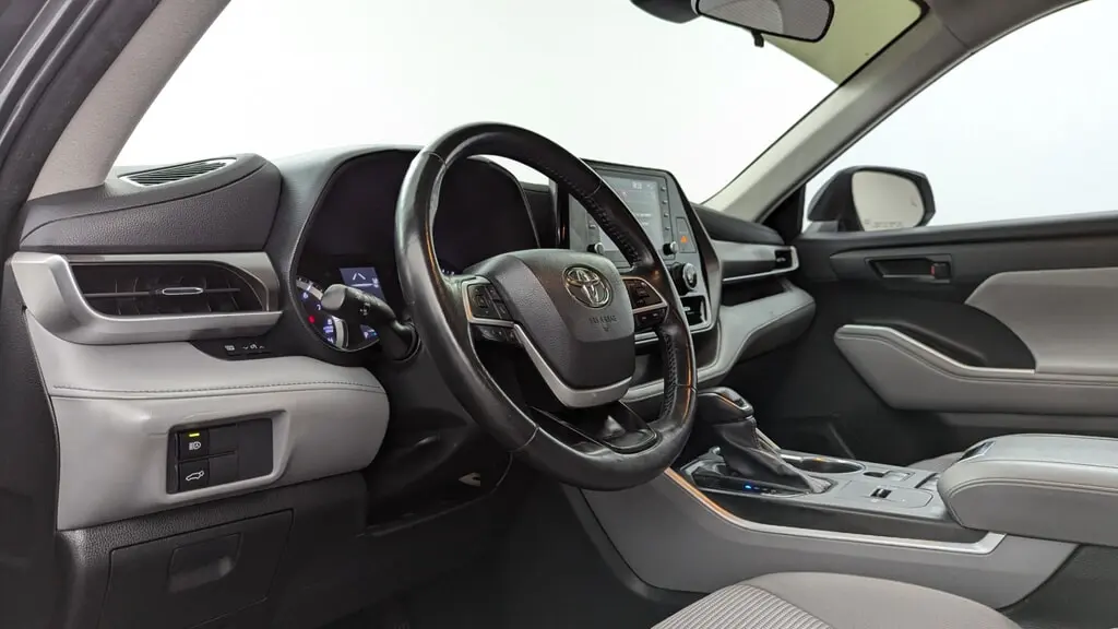 Florida Fine Cars - Used TOYOTA HIGHLANDER 2022 MIAMI LE