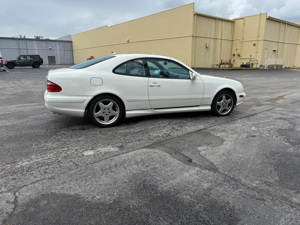 Florida Fine Cars - Used MERCEDES-BENZ CLK-CLASS 2002 MARGATE 430
