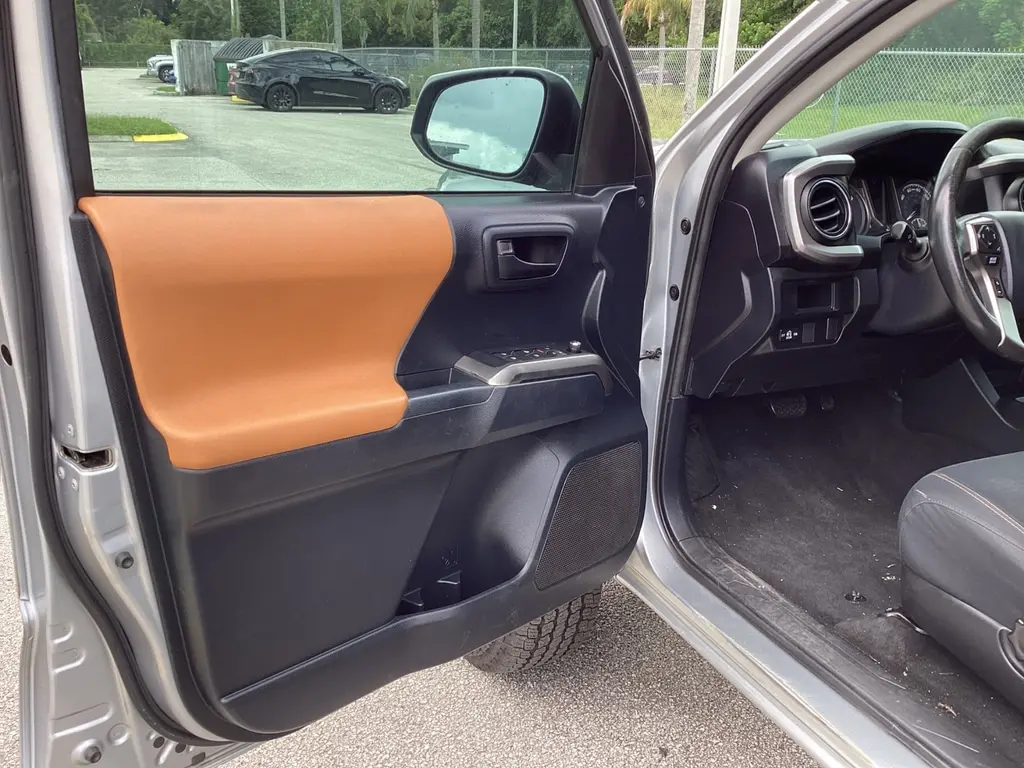 Florida Fine Cars - Used TOYOTA TACOMA 2017 ORLANDO SR5