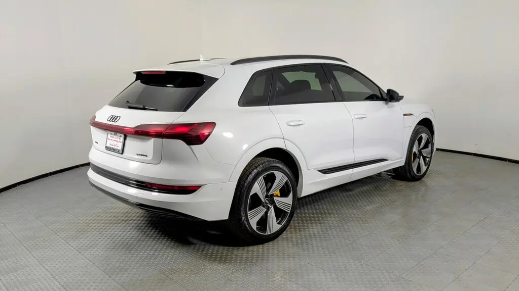 Florida Fine Cars - Used AUDI E-TRON 2022 ORLANDO PREMIUM PLUS
