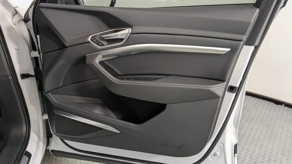 Florida Fine Cars - Used AUDI E-TRON 2022 ORLANDO PREMIUM PLUS