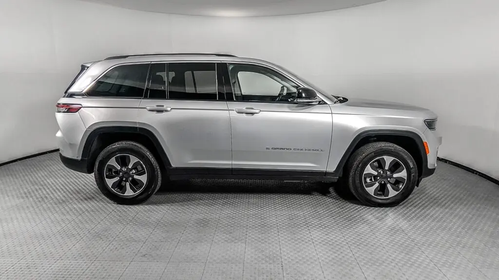Florida Fine Cars - Used JEEP GRAND CHEROKEE 4XE 2023 ORLANDO 4XE