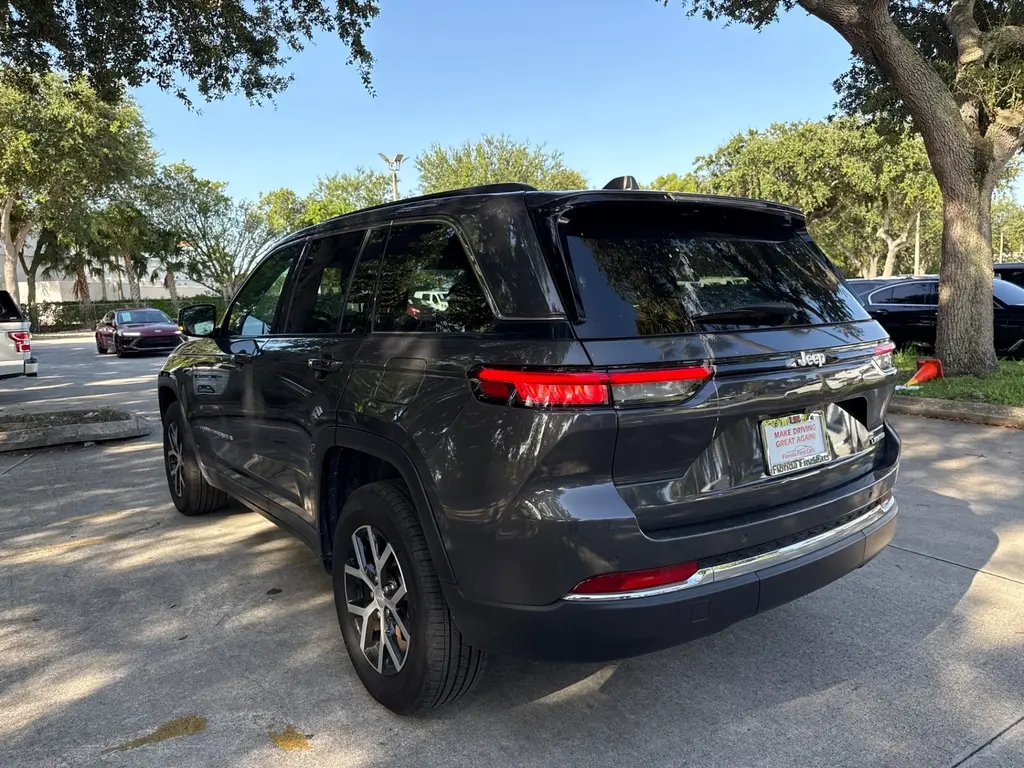 Florida Fine Cars - Used JEEP GRAND CHEROKEE 2024 WEST PALM LIMITED