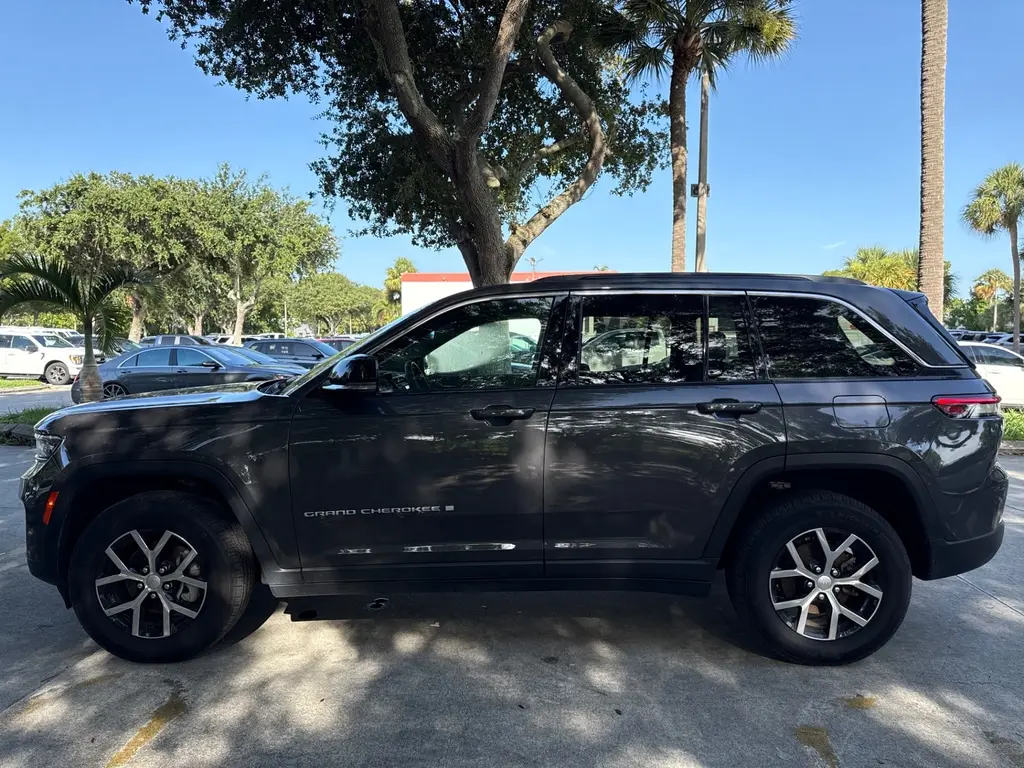 Florida Fine Cars - Used JEEP GRAND CHEROKEE 2024 WEST PALM LIMITED