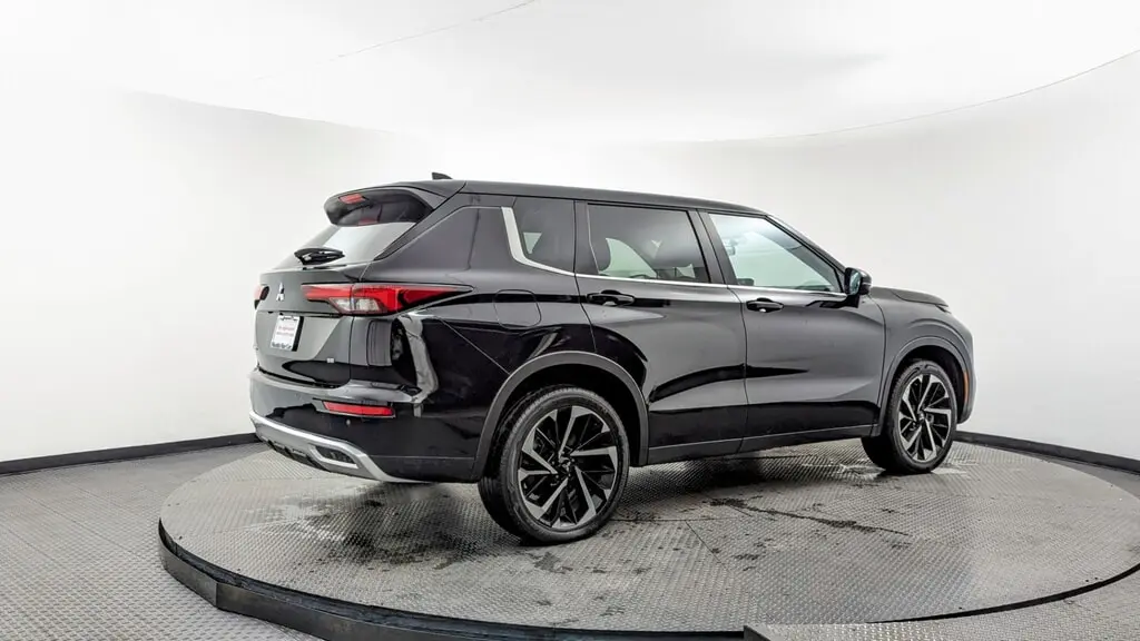 Florida Fine Cars - Used MITSUBISHI OUTLANDER 2024 MIAMI SE