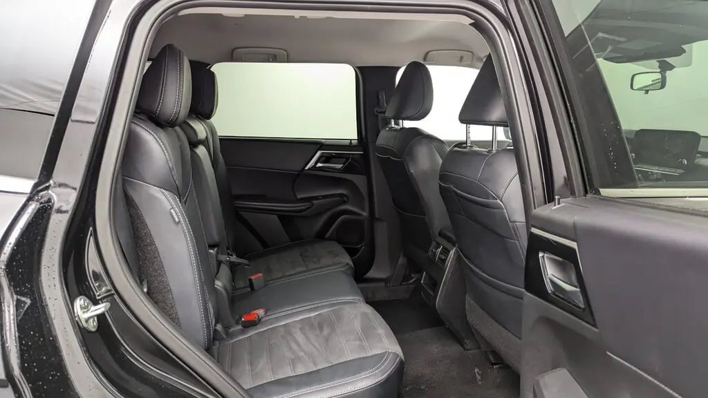 Florida Fine Cars - Used MITSUBISHI OUTLANDER 2024 MIAMI SE