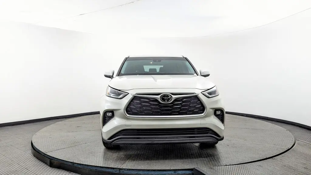 Florida Fine Cars - Used TOYOTA HIGHLANDER 2021 MIAMI LE