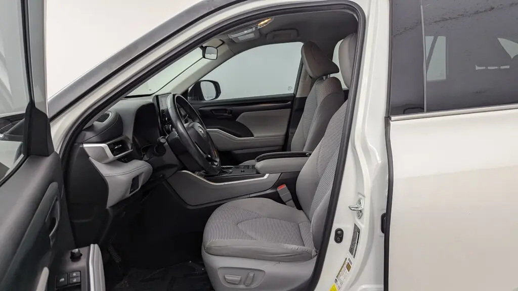 Florida Fine Cars - Used TOYOTA HIGHLANDER 2021 MIAMI LE