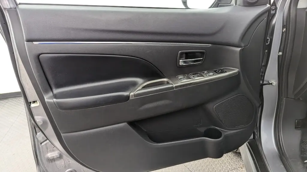 Florida Fine Cars - Used MITSUBISHI OUTLANDER SPORT 2018 MARGATE SE 2.4
