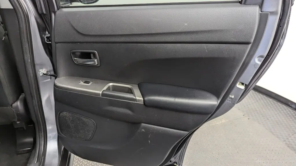 Florida Fine Cars - Used MITSUBISHI OUTLANDER SPORT 2018 MARGATE SE 2.4