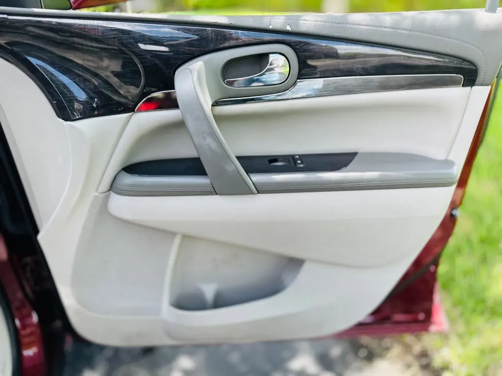 Florida Fine Cars - Used BUICK ENCLAVE 2017 MIAMI CONVENIENCE