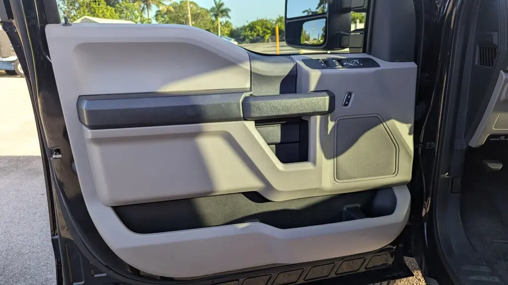 Florida Fine Cars - Used FORD SUPER DUTY F-450 DRW 2022 MIAMI XL