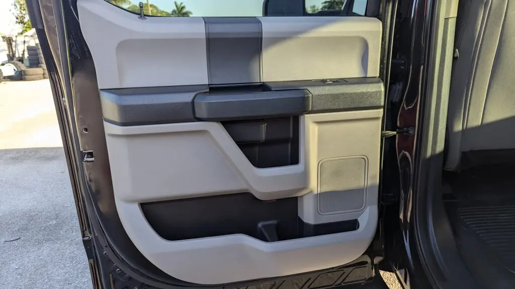 Florida Fine Cars - Used FORD SUPER DUTY F-450 DRW 2022 MIAMI XL