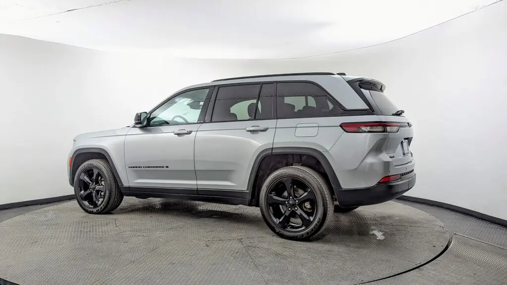 Florida Fine Cars - Used JEEP GRAND CHEROKEE 2024 WEST PALM ALTITUDE