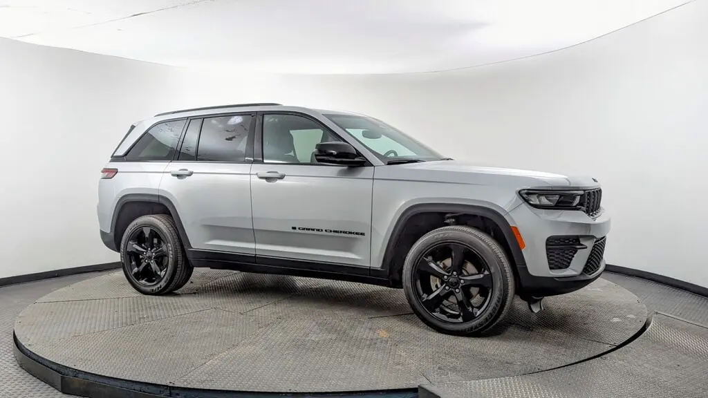 Florida Fine Cars - Used JEEP GRAND CHEROKEE 2024 WEST PALM ALTITUDE