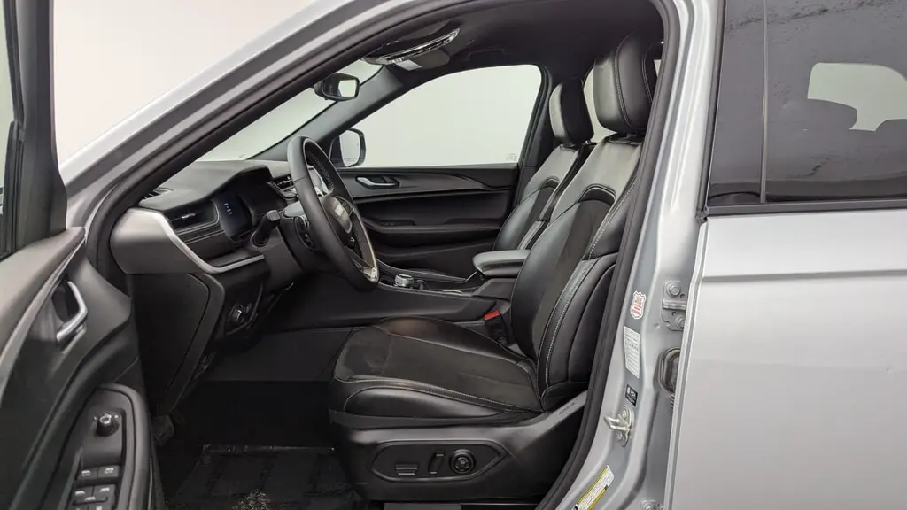Florida Fine Cars - Used JEEP GRAND CHEROKEE 2024 WEST PALM ALTITUDE