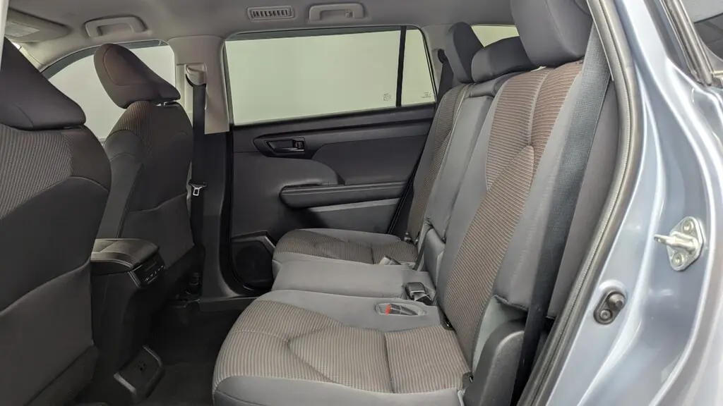 Florida Fine Cars - Used TOYOTA HIGHLANDER 2023 WEST PALM HYBRID LE