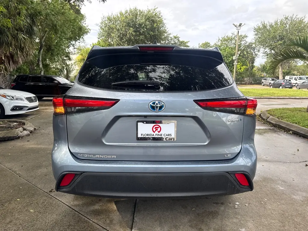 Florida Fine Cars - Used TOYOTA HIGHLANDER 2023 WEST PALM HYBRID LE