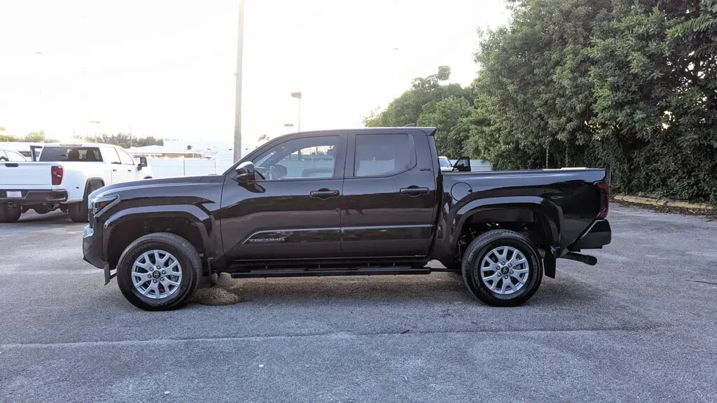 Florida Fine Cars - Used TOYOTA TACOMA 2WD 2024 MARGATE SR5