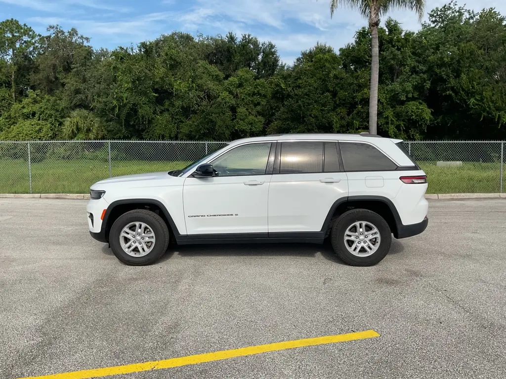Florida Fine Cars - Used JEEP GRAND CHEROKEE 2022 ORLANDO LAREDO