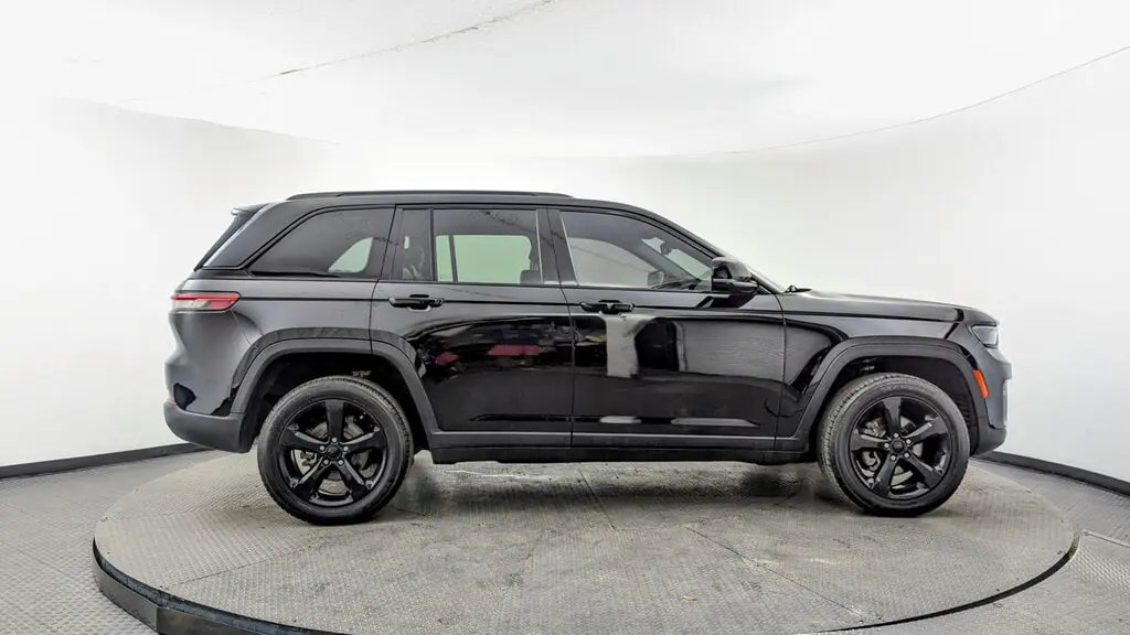 Florida Fine Cars - Used JEEP GRAND CHEROKEE 2022 MIAMI ALTITUDE