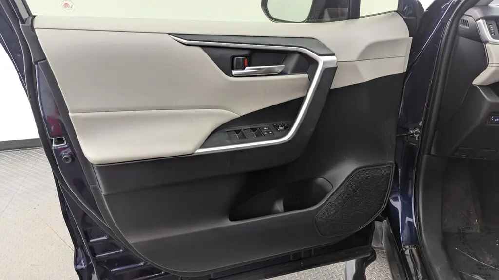 Florida Fine Cars - Used TOYOTA RAV4 2019 WEST PALM XLE PREMIUM