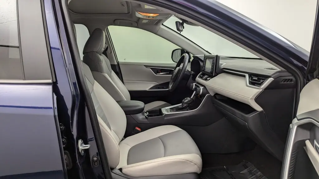 Florida Fine Cars - Used TOYOTA RAV4 2019 WEST PALM XLE PREMIUM
