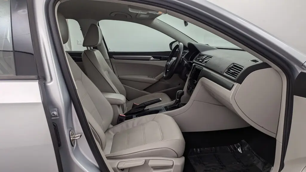 Florida Fine Cars - Used VOLKSWAGEN PASSAT 2018 WEST PALM 2.0T S