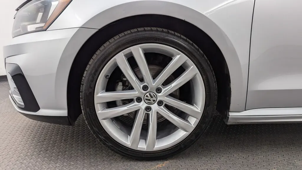 Florida Fine Cars - Used VOLKSWAGEN PASSAT 2018 WEST PALM 2.0T S
