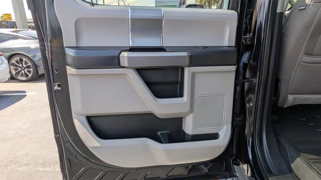 Florida Fine Cars - Used FORD F-150 2019 ORLANDO XLT