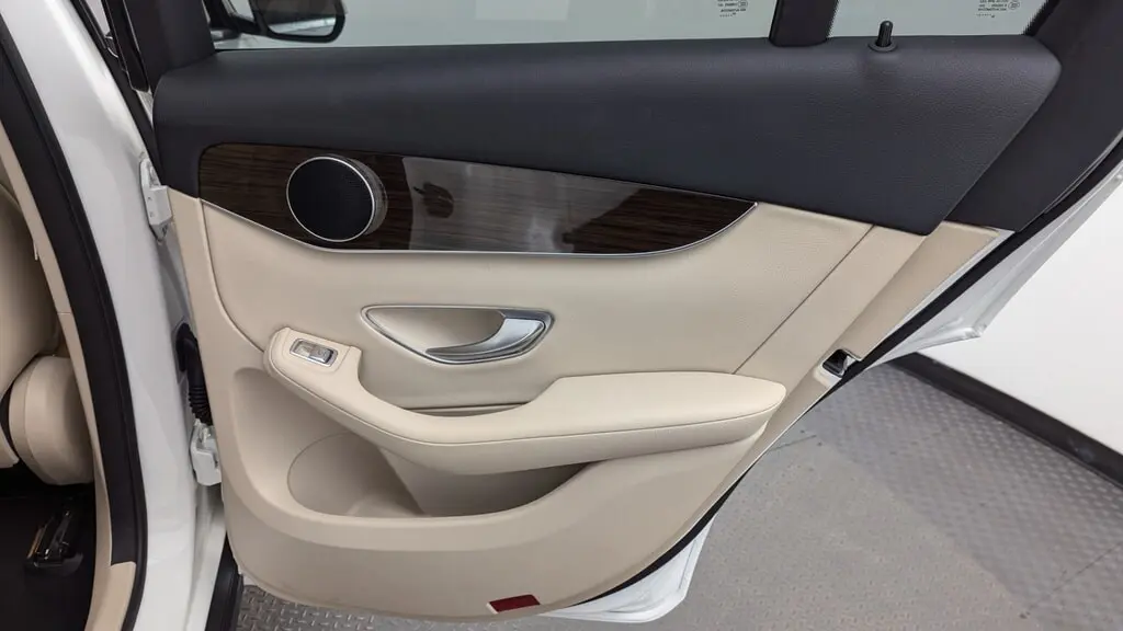 Florida Fine Cars - Used MERCEDES-BENZ GLC 2021 MARGATE GLC 300