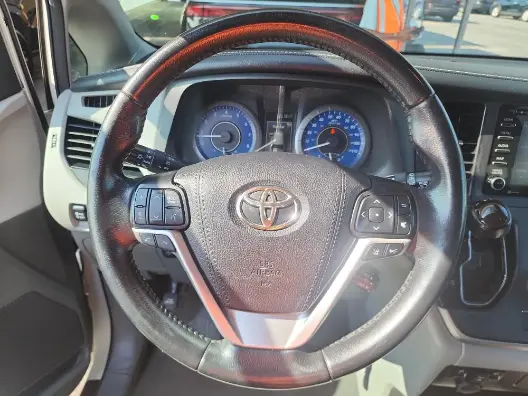 Florida Fine Cars - Used TOYOTA SIENNA 2020 MIAMI XLE