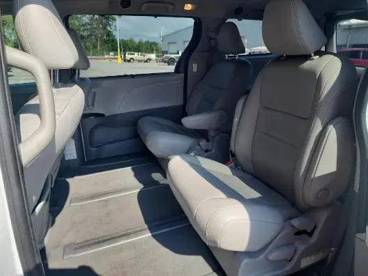 Florida Fine Cars - Used TOYOTA SIENNA 2020 MIAMI XLE