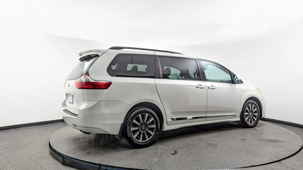 Florida Fine Cars - Used TOYOTA SIENNA 2020 MIAMI XLE