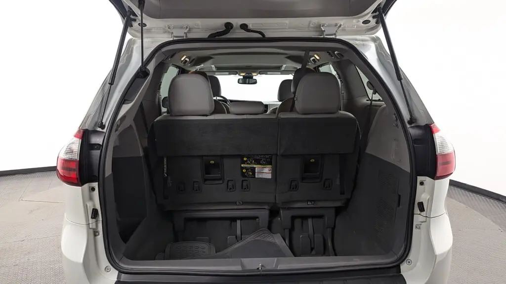 Florida Fine Cars - Used TOYOTA SIENNA 2020 MIAMI XLE