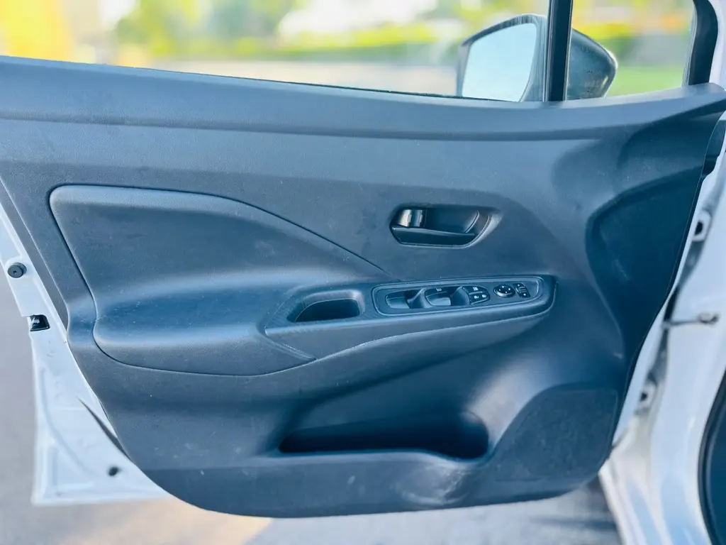 Florida Fine Cars - Used NISSAN VERSA 2021 MIAMI S