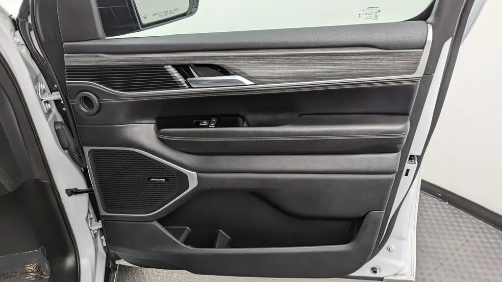 Florida Fine Cars - Used JEEP WAGONEER L 2023 MIAMI SERIES II