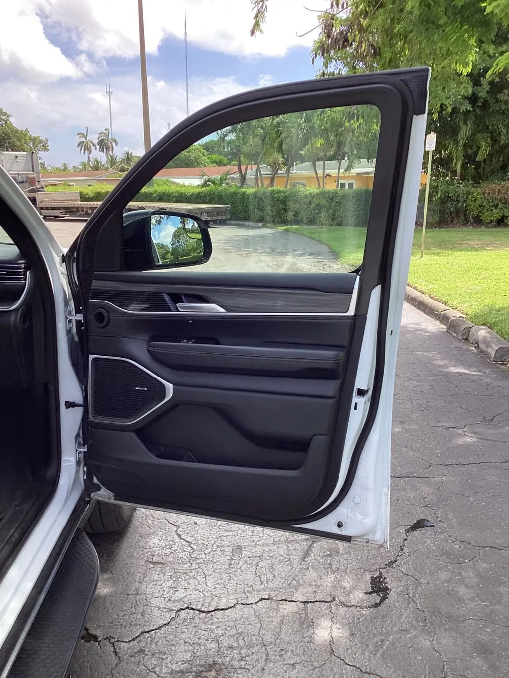 Florida Fine Cars - Used JEEP WAGONEER L 2023 MIAMI SERIES II