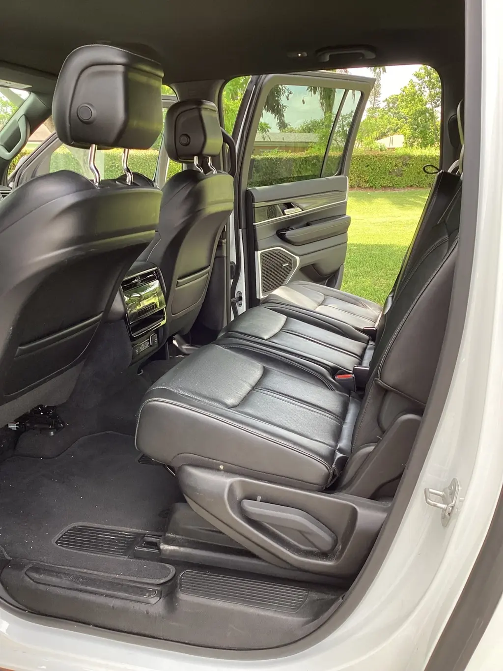 Florida Fine Cars - Used JEEP WAGONEER L 2023 MIAMI SERIES II