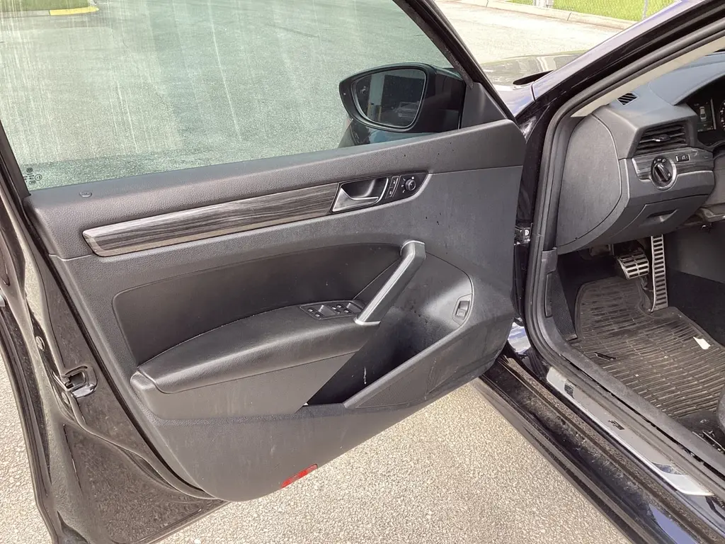 Florida Fine Cars - Used VOLKSWAGEN PASSAT 2020 ORLANDO 2.0T R-LINE