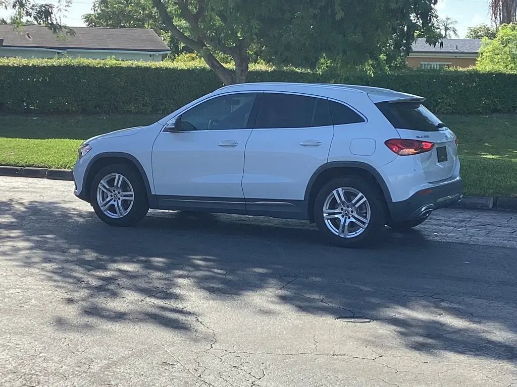 Florida Fine Cars - Used MERCEDES-BENZ GLA 2021 MIAMI GLA 250